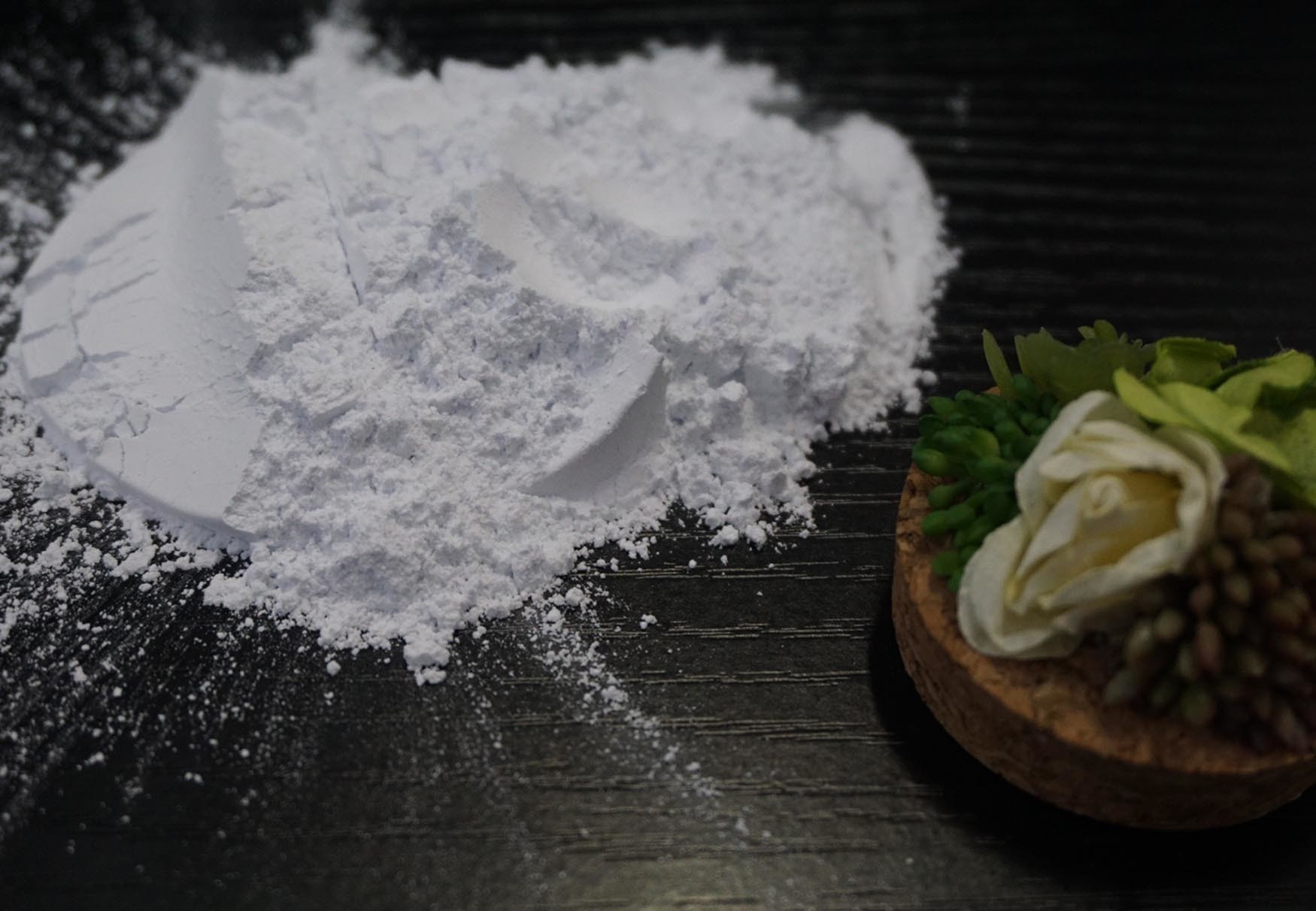 Catégorie comestible blanche pure de mélamine de poudre professionnelle de formaldéhyde